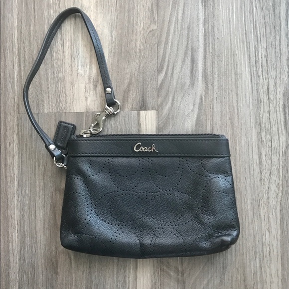 Coach Handbags - Coach Wrislet